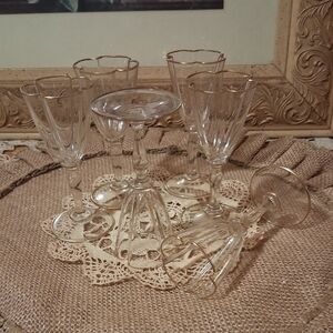 Elegant Gold-Rimmed Glassware Set